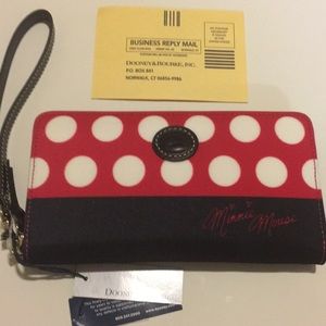 Disney Dooney & Bourke Minnie Mouse Rocks the Dots